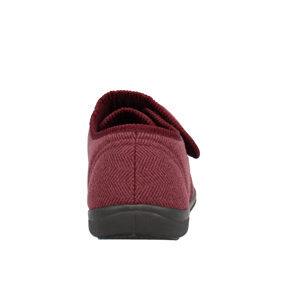 Shuropody Charles23 Wide Fit Men s Velcro Strap Fastening Slippers shuropody-charles23-wide-fit-men-s-velcro-strap-fastening-slippers