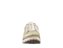 Load image into Gallery viewer, Vancouver Standard Fit Woman&#39;s Lace Up Trainers
