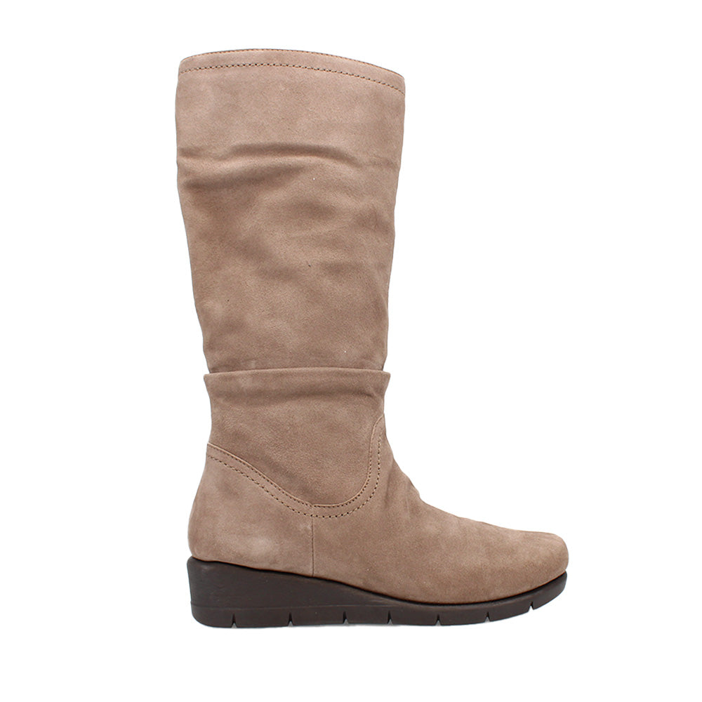 Dosthill22 Wide Fit Women's Knee High Flat Boot