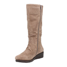 Load image into Gallery viewer, Dosthill22 Wide Fit Women&#39;s Knee High Flat Boot

