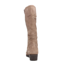 Load image into Gallery viewer, Dosthill22 Wide Fit Women&#39;s Knee High Flat Boot
