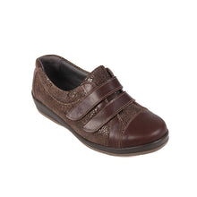 Load image into Gallery viewer, Fargo - Women&#39;s Extra Wide Dual Bar Touch Fastening Leather Shoe
