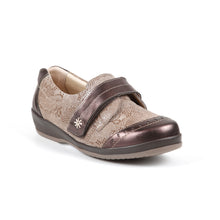 Load image into Gallery viewer, Fenwick - Women&#39;s Extra Wide Fit With Extra Long Strap Fastening Leather Shoe
