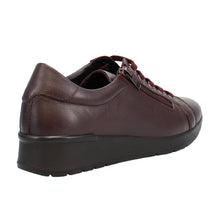Load image into Gallery viewer, Joyce Wide Fit Women&#39;s Leather Lace Up Shoe
