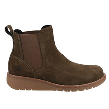 Load image into Gallery viewer, Layla Standard Fit Women&#39;s Suede With Elasticated Side Panel Pull On Mid-Wedge Ankle Boot
