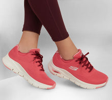 Load image into Gallery viewer, Arch Fit Sunny Outlook Standard Fit Women&#39;s Lace Up Sports Shoe 149057
