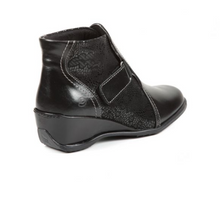 Load image into Gallery viewer, Sasha - Wide Fit Women&#39;s Two Tone Leather Velcro Fastening Ankle Boot
