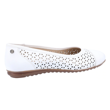 Load image into Gallery viewer, Leah Standard Fit Women&#39;s Leather Cut Out Detail Flat Ballet Pump

