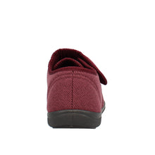 Load image into Gallery viewer, Charles Wide Fit Men&#39;s Soft Touch Warm Lined Velcro Strap Fastening Slipper

