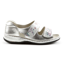 Load image into Gallery viewer, Cheryl - Women&#39;s Ultra Wide Strappy Flat Leather Sandal
