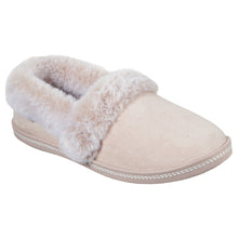 Load image into Gallery viewer, Cozy Campfire-Team Toasty Standard Fit Women&#39;s Microfibre Suede Fur Lined Slipper
