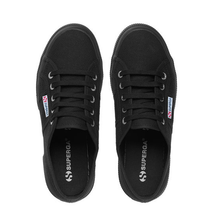 Load image into Gallery viewer, 2750 Cotu Classic Standard Fit Men&#39;s Canvas Lace Up Trainer
