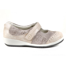 Load image into Gallery viewer, Filton - Women&#39;s Extra Wide Width &amp; Extra Long Strap Fastening Two Tone Leather Shoe
