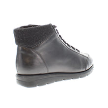 Load image into Gallery viewer, Kitty Wide Fit Women&#39;s Leather Lace Up &amp; Inner Zip Fastening Ankle Boot
