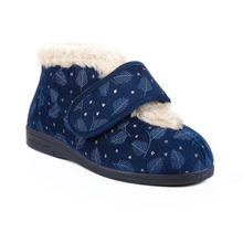 Load image into Gallery viewer, Val - Extra Wide Fit Women&#39;s Velour Velcro Fastening Slipper
